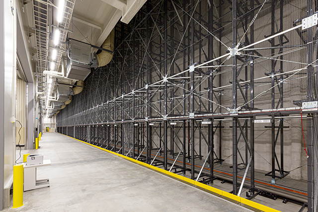 Ready-to-pick warehousing system for AS/RS